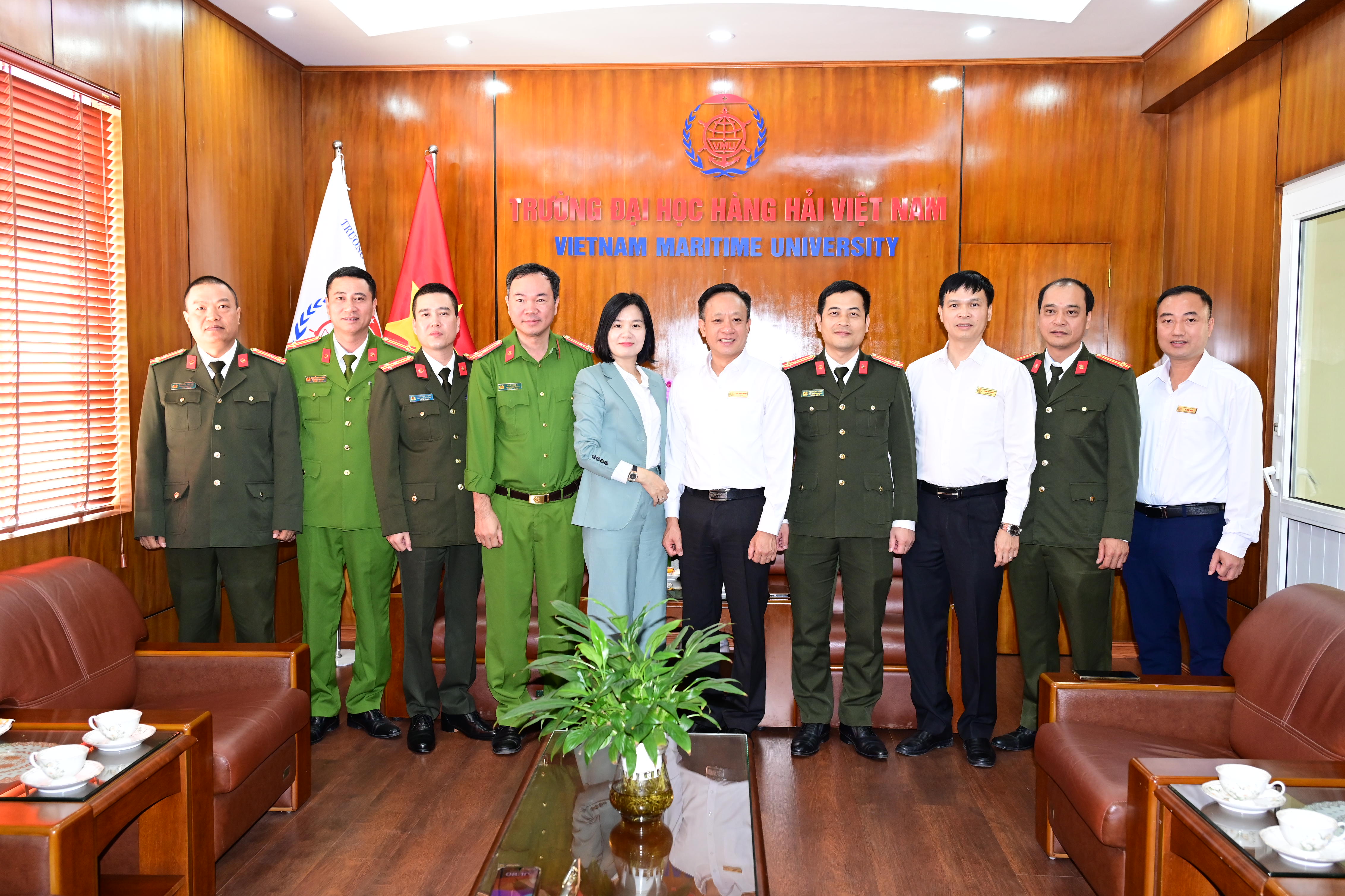 Tuyên truyền phòng, chống tội phạm tại Trường Đại học Hàng hải Việt Nam 